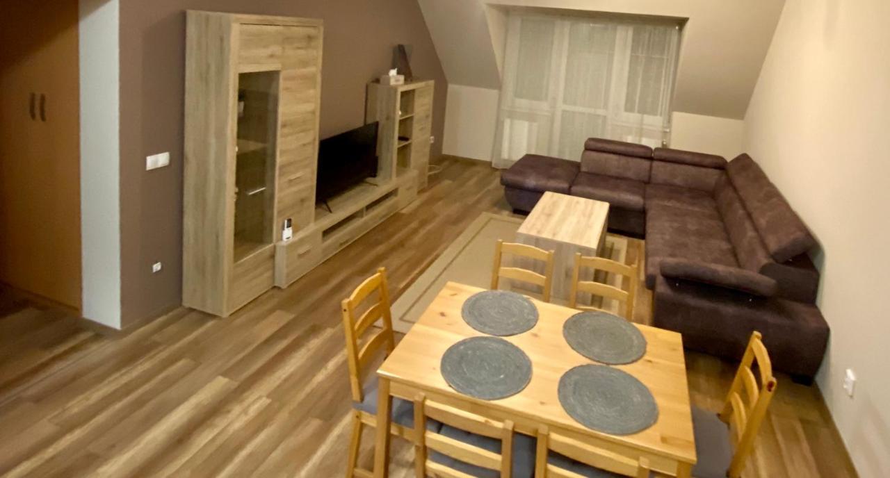 Barand Apartman Eger Exterior photo